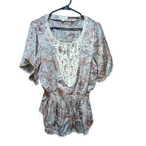 Dressbarn Paisley Womans Size XL Shirt Beautiful Neck Trim.